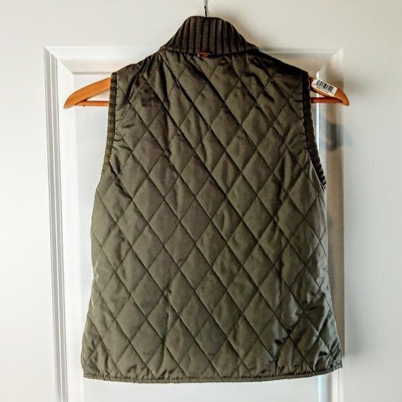 Massimo Dutti Olive Green Quilted Zip Front Vest - Picture 2 of 10